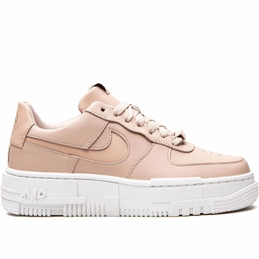 Nike Air Force 1 Pixel
